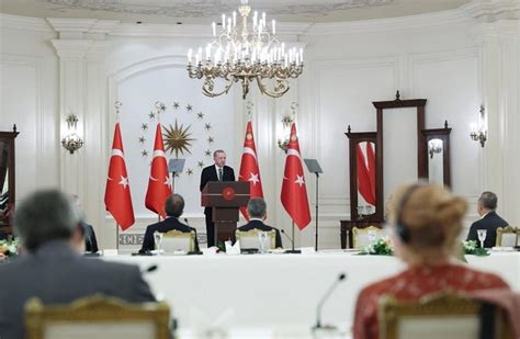 A­B­ ­B­ü­y­ü­k­e­l­ç­i­l­e­r­i­:­ ­­E­r­d­o­ğ­a­n­­a­ ­S­o­r­u­ ­S­o­r­a­m­a­d­ı­k­­